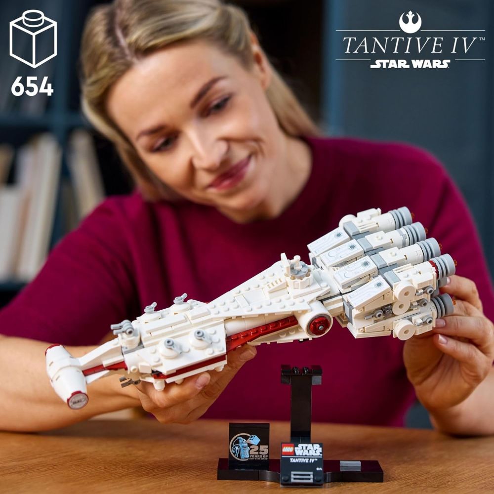 Alternative view of LEGO Star Wars A New Hope Tantive IV Blockade Runner Building Set