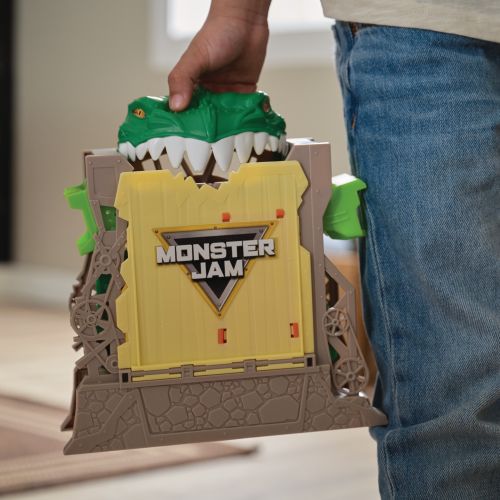 Monster Jam Mini Transforming Play Set - Action-Packed Fun - Image 10
