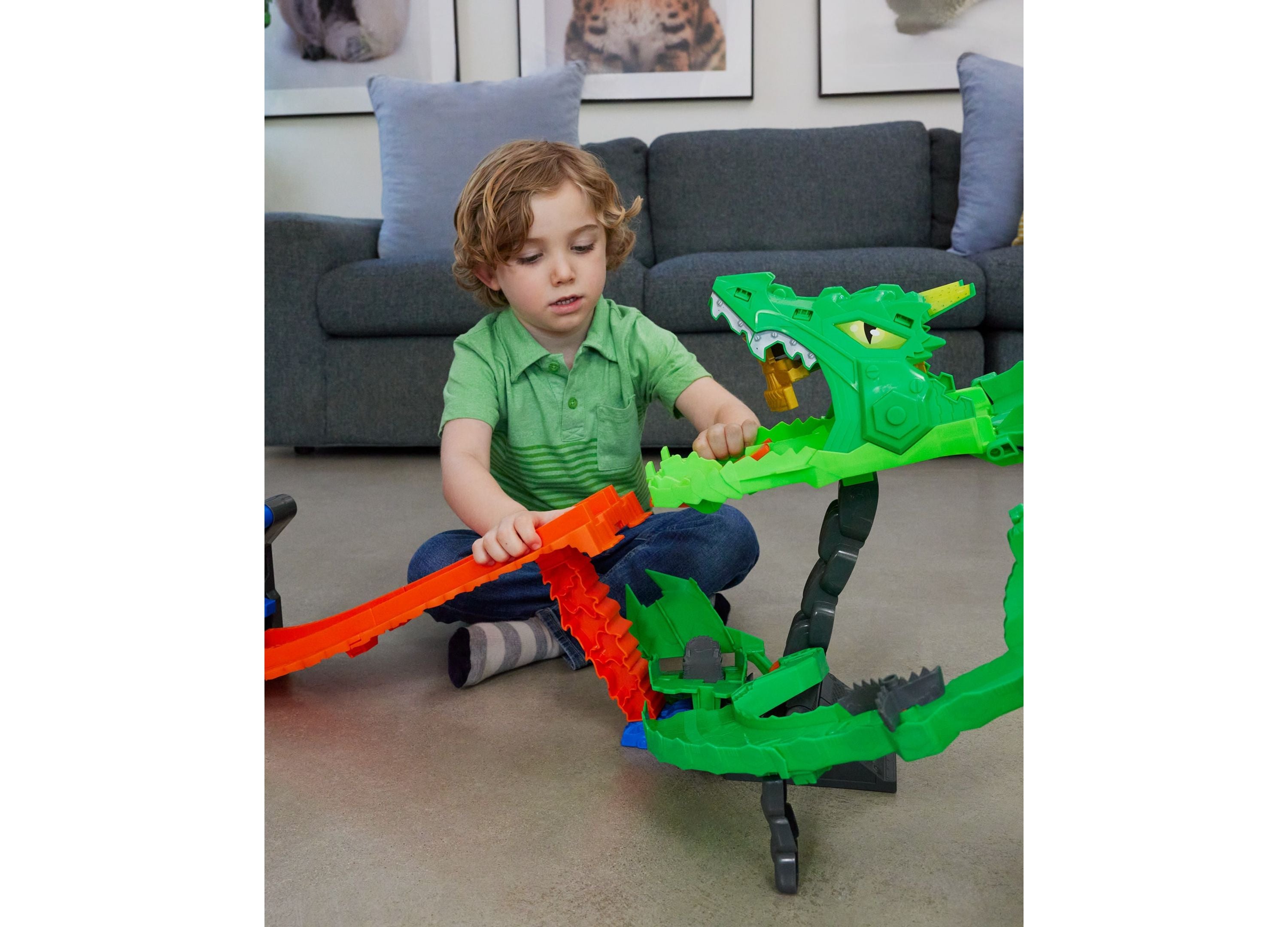 Alternative view of Hot Wheels 1:64 Monster Trucks Sharks vs Dinos Dragon Destruction Playset