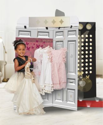 Journey Girls Glam Runway 4-Sided Fashion Show Playset - Image 4
