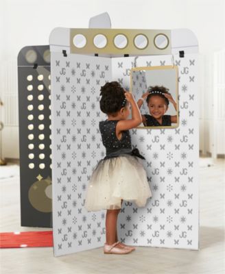 Journey Girls Glam Runway 4-Sided Fashion Show Playset - Image 6