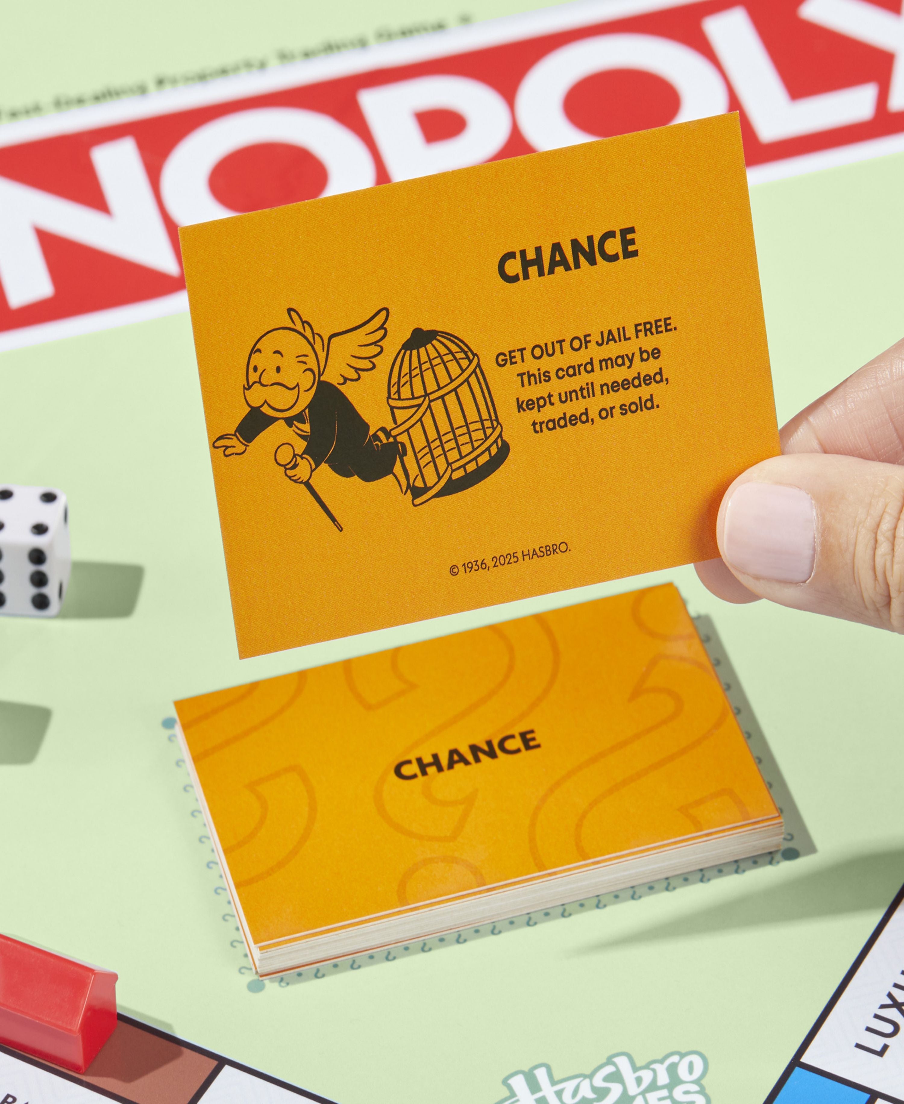 Monopoly Classic Edition Fun Family Board Game - Image 2