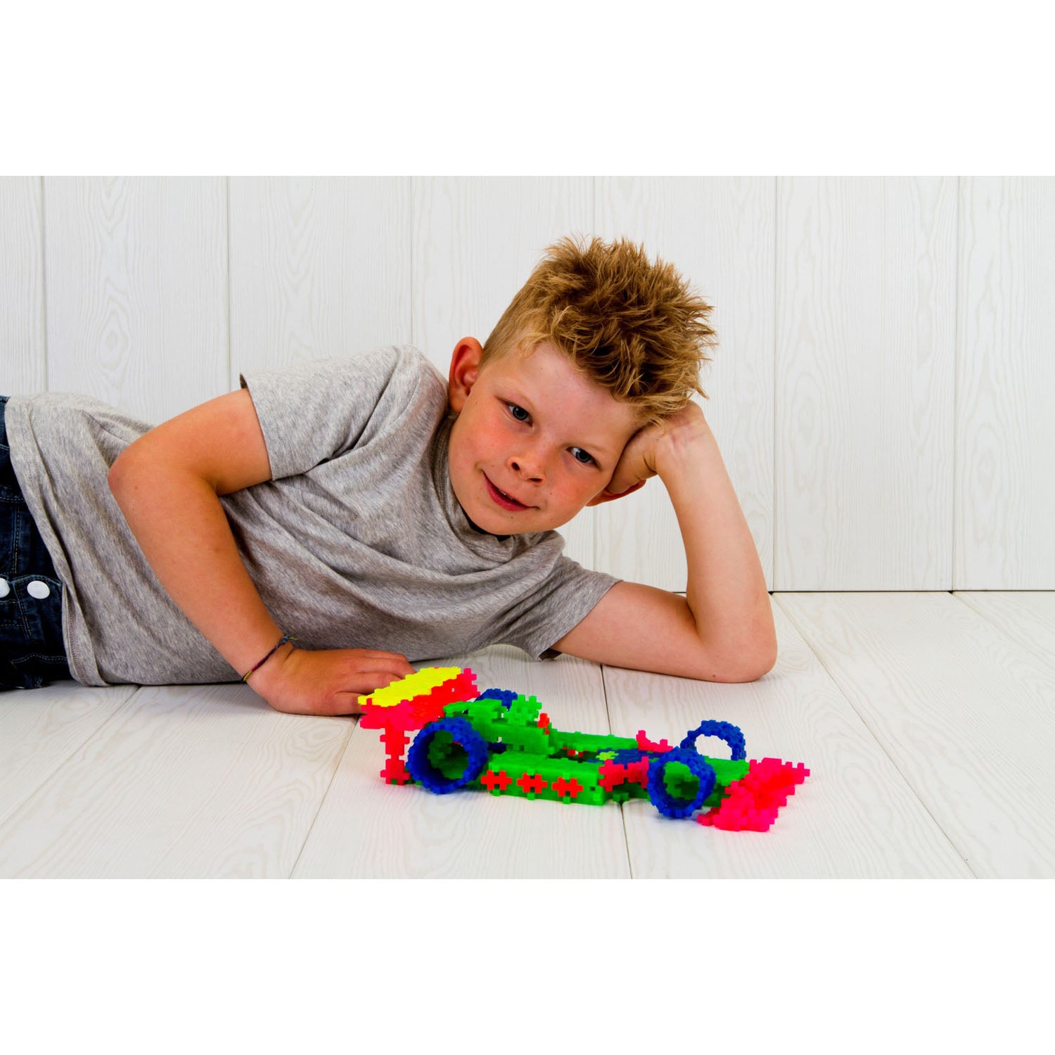 Alternative view of Plus-Plus Open Play Set - Neon Color Mix, 600 Pieces