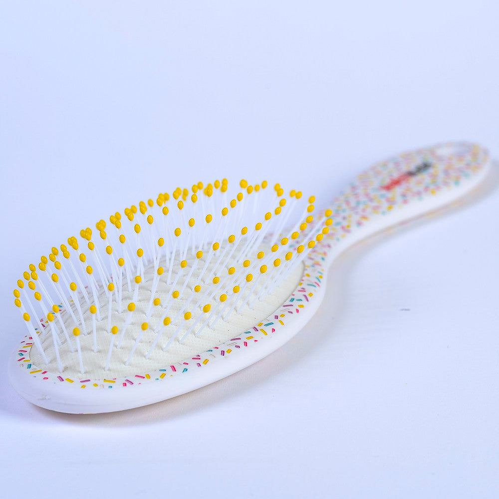 Watchitude Ice Cream Cake Scented Hair Brush for Kids - Vanilla Aroma - Image 4