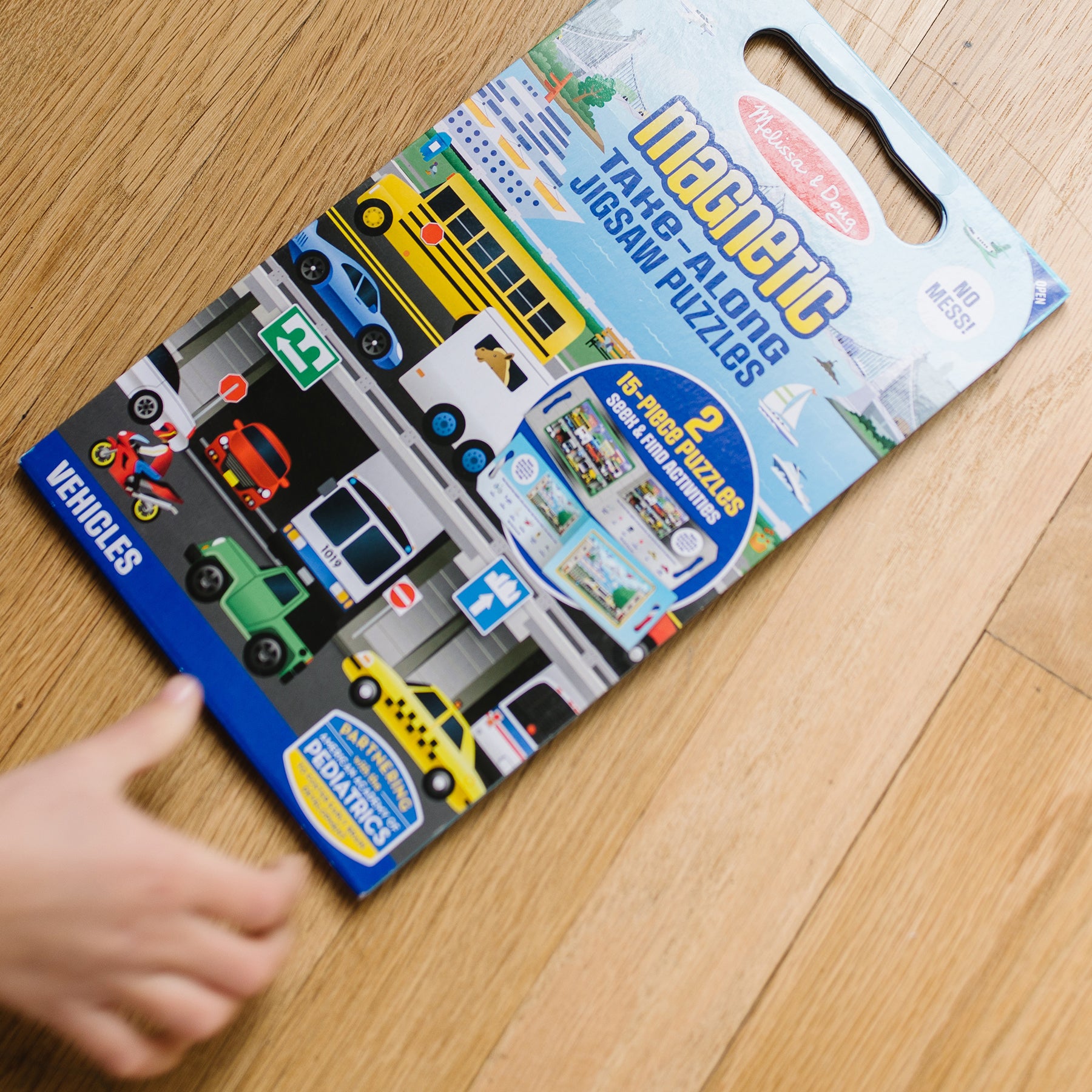 Melissa & Doug Vehicles Magnetic 2 Pack Jigsaw Puzzles - 15 pc - Image 4