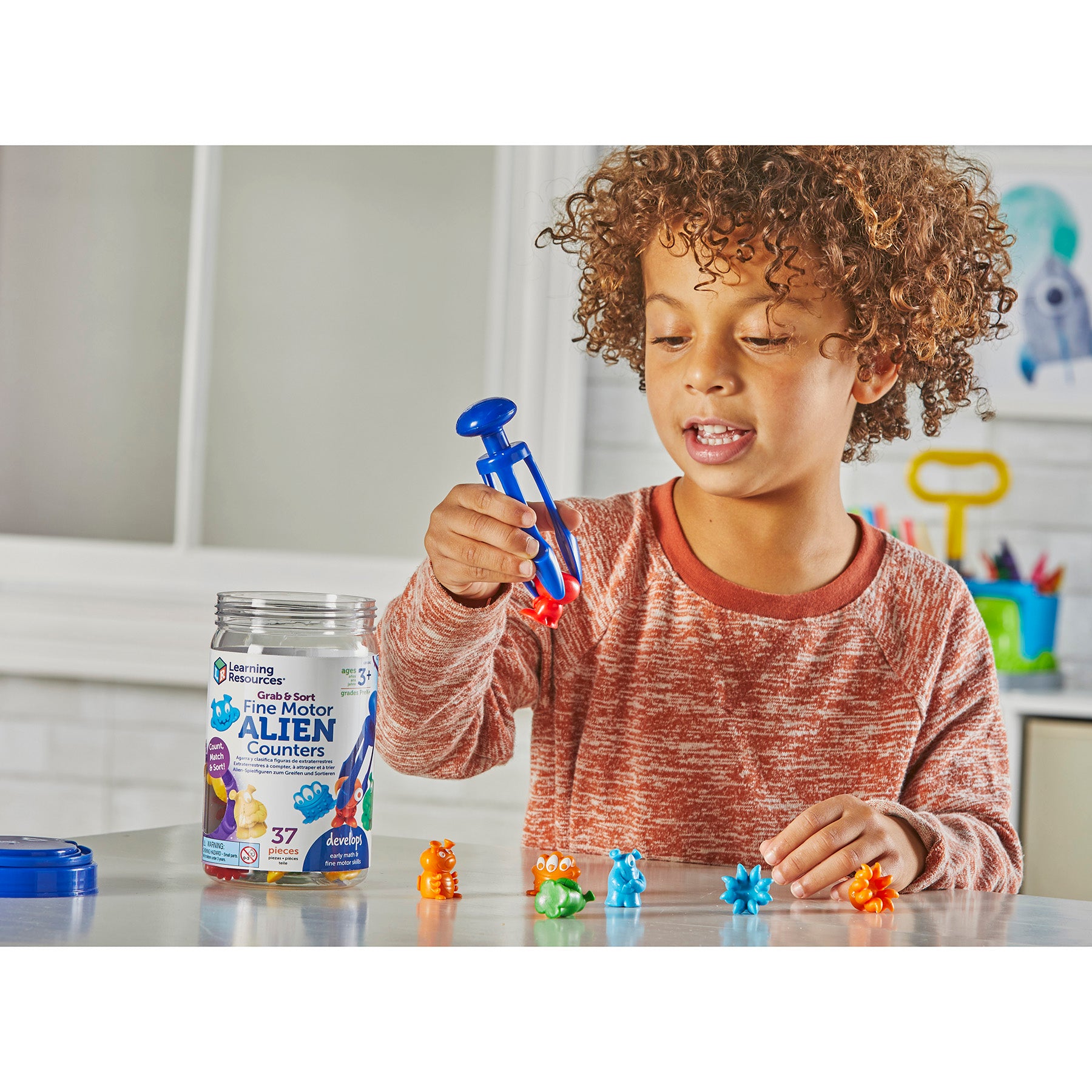Learning Resources Grab & Sort Fine Motor Alien Counters - Galactic Shapes & Colors - Image 3