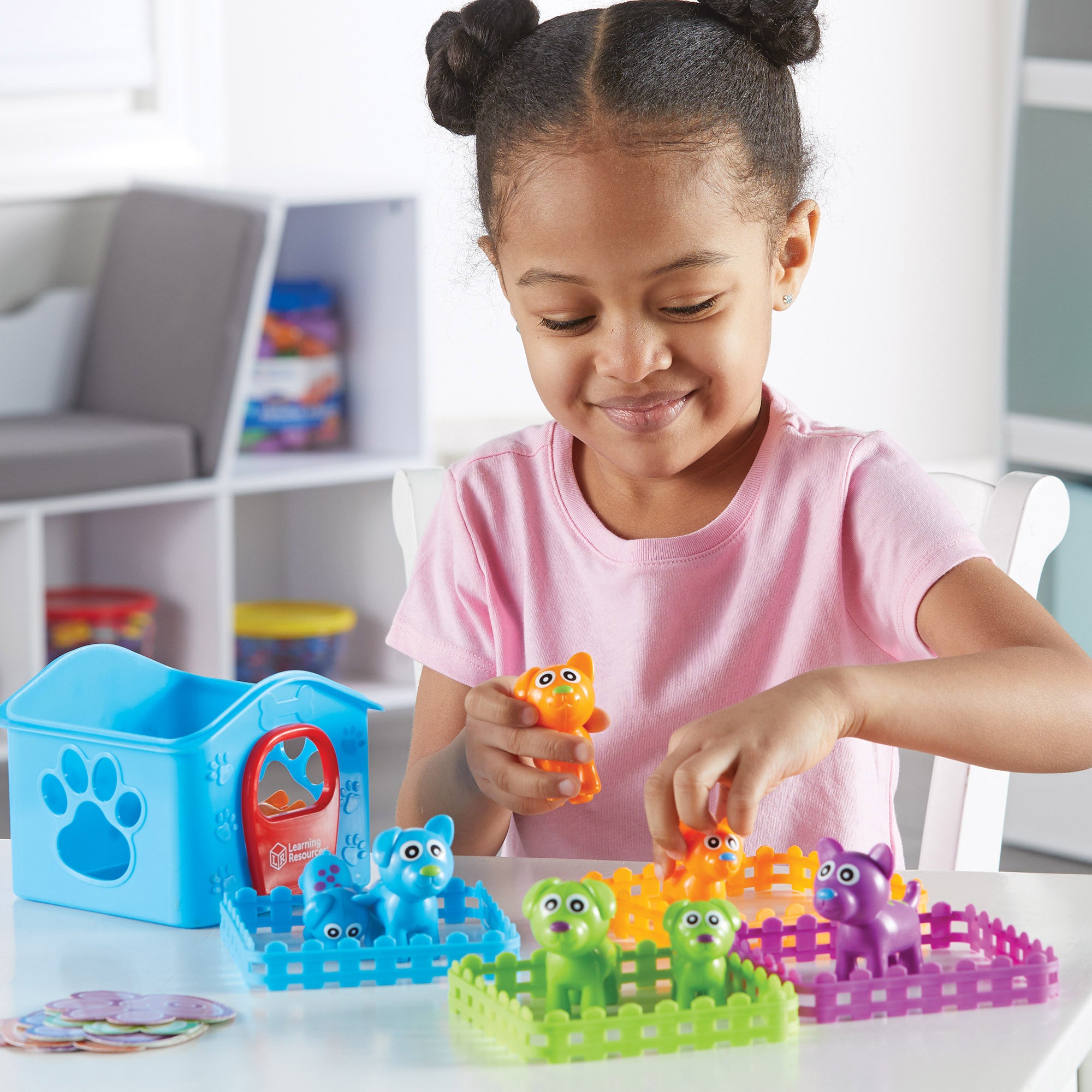 Learning Resources Sort Em' Up Pups - Sorting Activity Set - Image 6