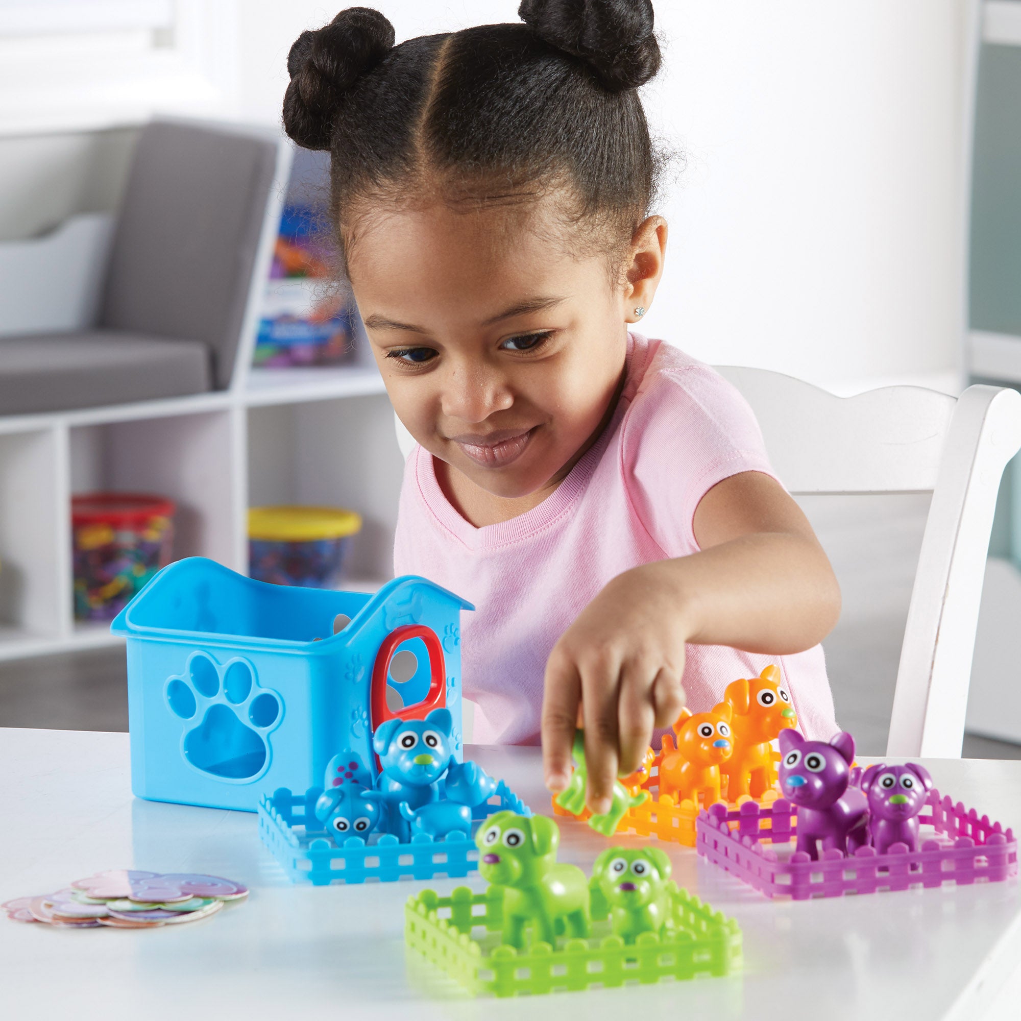 Learning Resources Sort Em' Up Pups - Sorting Activity Set - Image 7