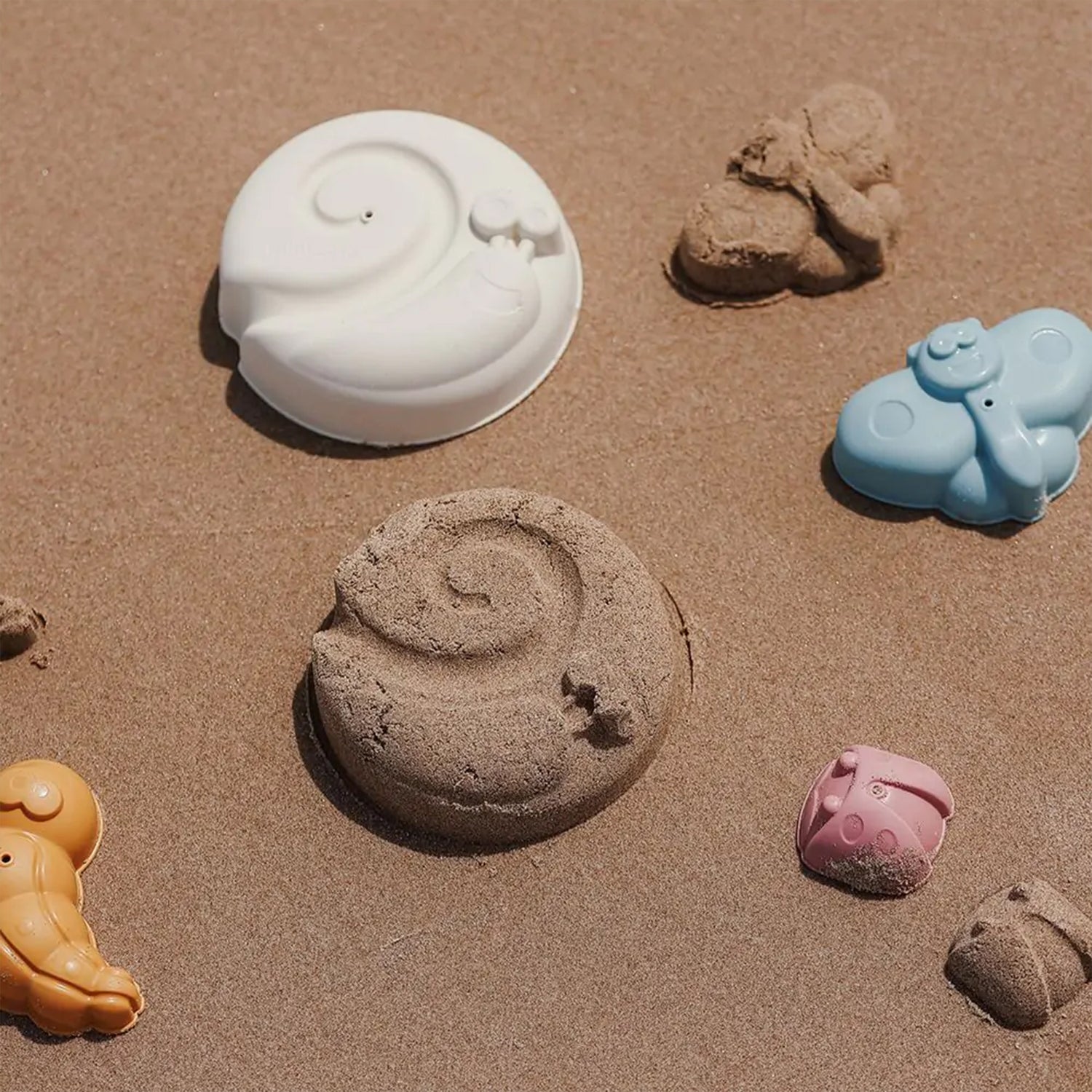 Miniland ECO Sand Molds - Eco-Friendly Beach and Snow Play - 2 Sets - Image 4