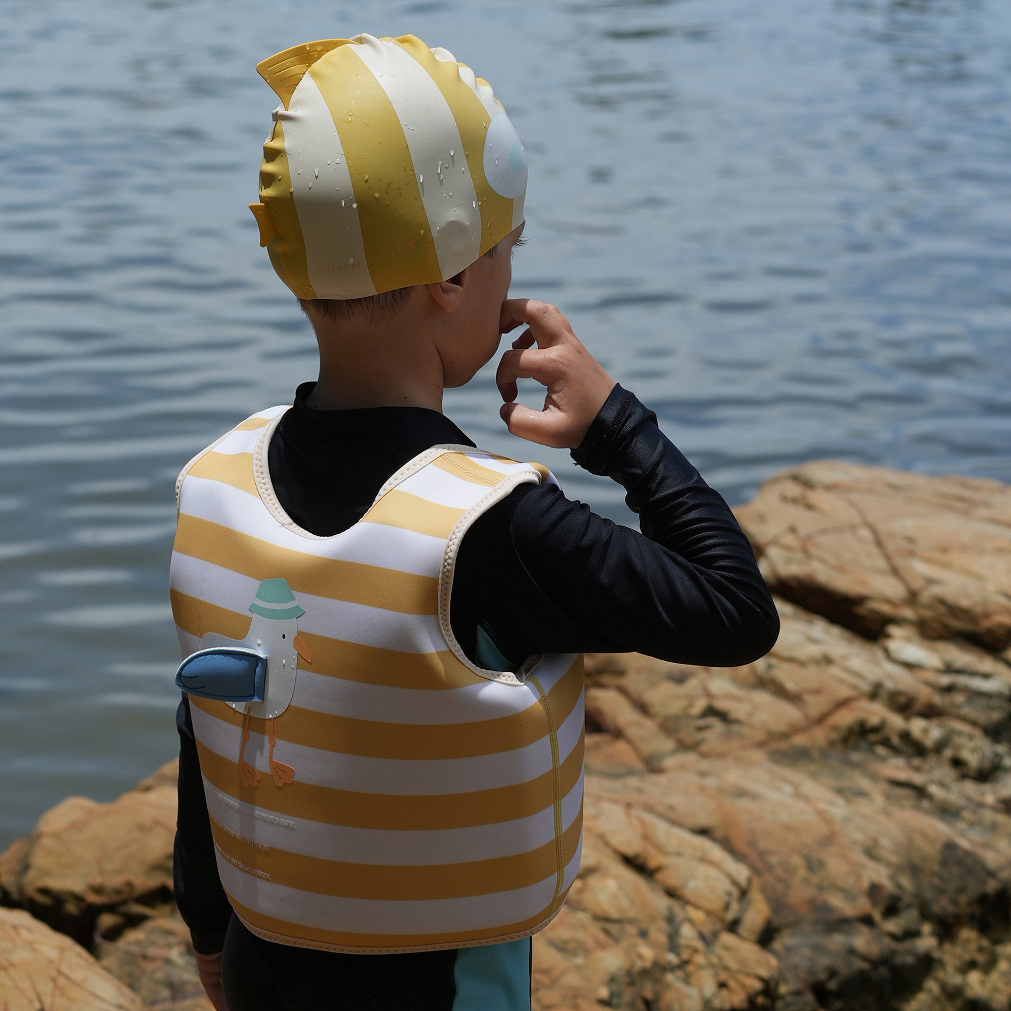 Sunnylife Finn The Fish Kids' Silicone Swim Cap, Ages 3-9 - Image 3