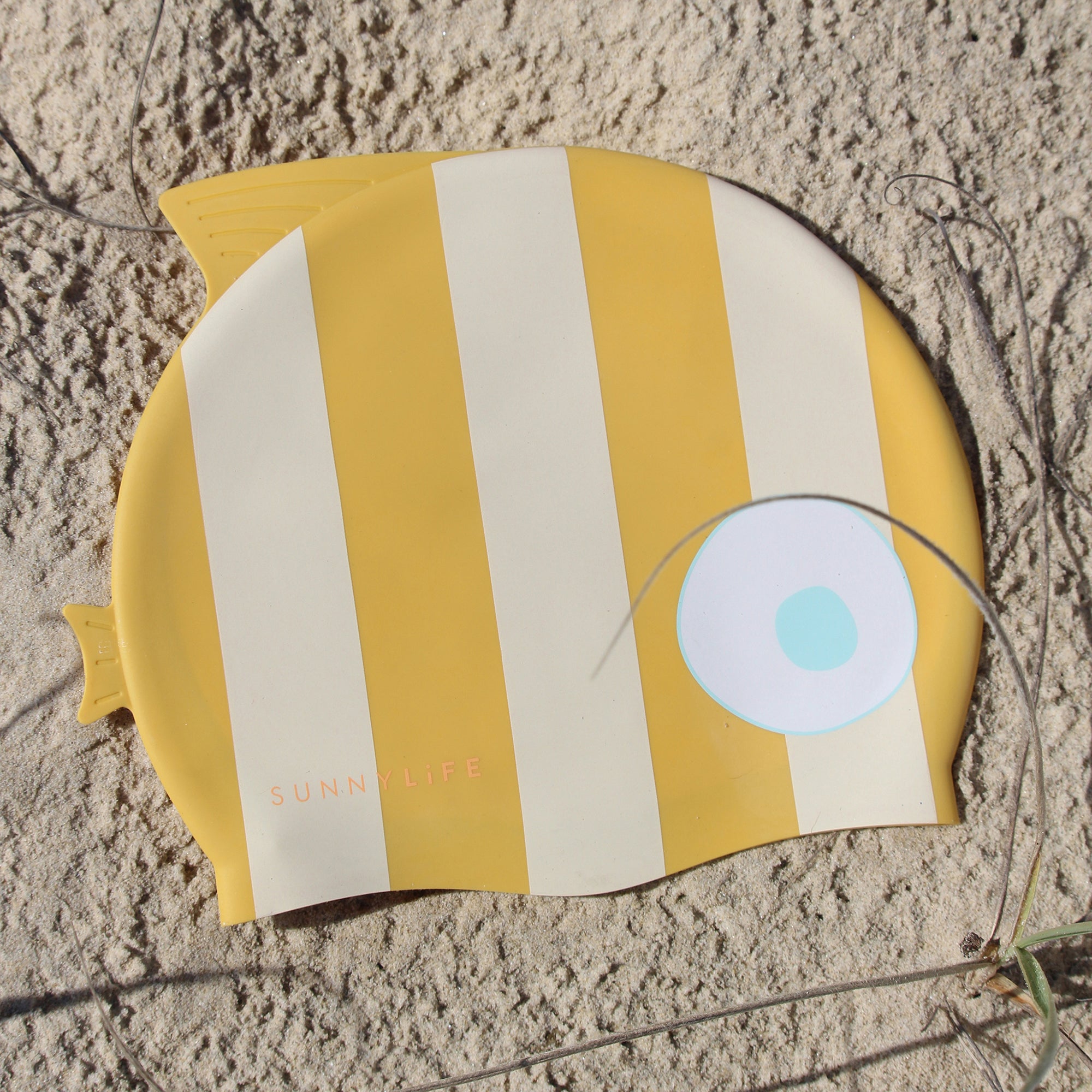Sunnylife Finn The Fish Kids' Silicone Swim Cap, Ages 3-9 - Image 5